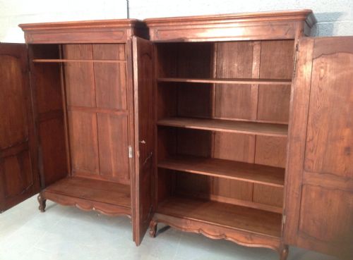 PAIR OF FRENCH OAK ARMOIRES - ADDITIONAL PHOTO 3