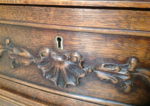 CARVED OAK FRENCH CHEST - ADDITIONAL PHOTO 6