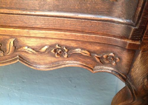 CARVED OAK FRENCH CHEST - ADDITIONAL PHOTO 10