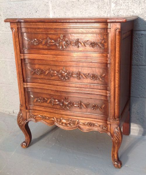 CARVED OAK FRENCH CHEST - ADDITIONAL PHOTO 12