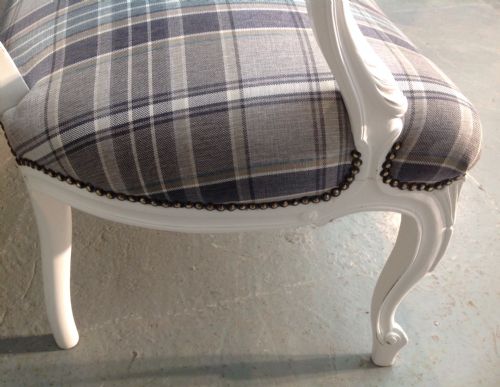 PAINTED CARVED FRENCH SOFA - ADDITIONAL PHOTO 5