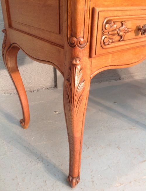CARVED OAK FRENCH DRESSING TABLE - ADDITIONAL PHOTO 9