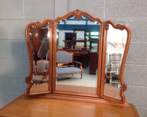 CARVED OAK FRENCH DRESSING TABLE - ADDITIONAL PHOTO 10