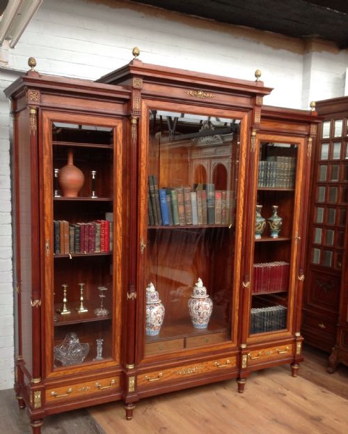 MAISON KRIEGER FRENCH MAHOGANY BOOKCASE AND TABLE - ADDITIONAL PHOTO 11