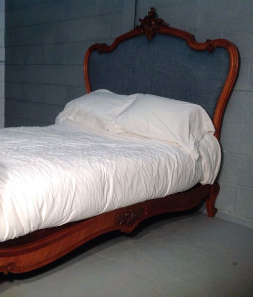 CARVED AND UPHOLSTERED FRENCH BED - ADDITIONAL PHOTO 8