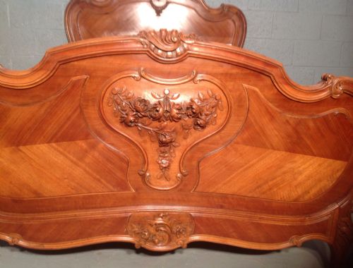 FRENCH WALNUT LOUIS XV STYLE BED - ADDITIONAL PHOTO 1