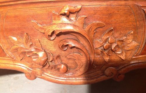 FRENCH WALNUT LOUIS XV STYLE BED - ADDITIONAL PHOTO 6