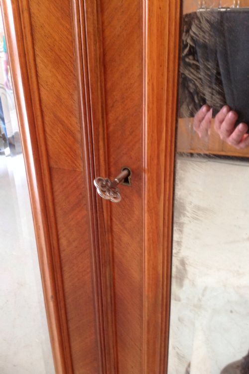 ANTIQUE FRENCH WALNUT ARMOIRE - ADDITIONAL PHOTO 6