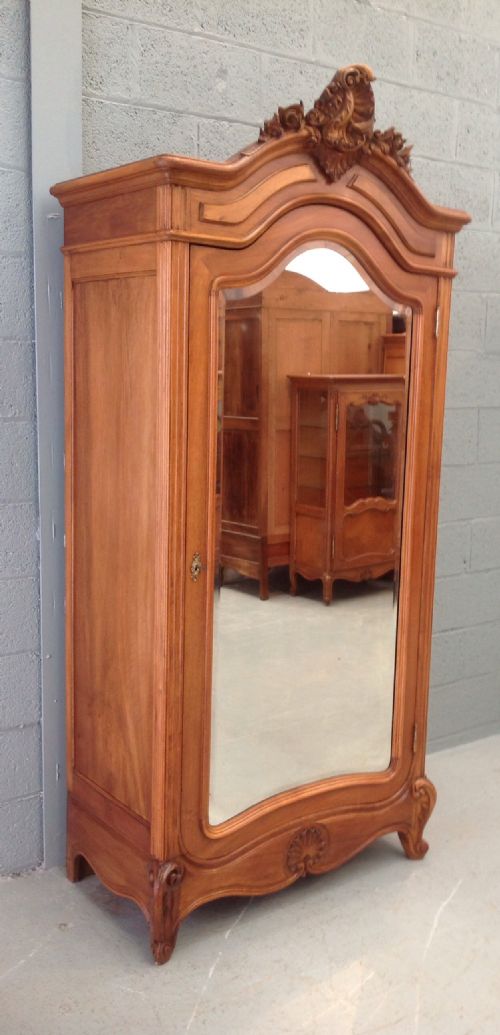ANTIQUE FRENCH WALNUT ARMOIRE - ADDITIONAL PHOTO 2