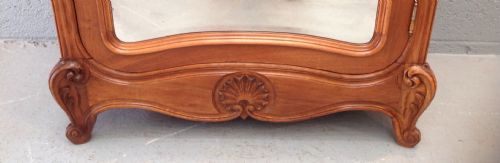 ANTIQUE FRENCH WALNUT ARMOIRE - ADDITIONAL PHOTO 6