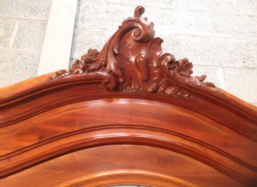 FRENCH LOUIS XV STYLE MAHOGANY ARMOIRE - ADDITIONAL PHOTO 1