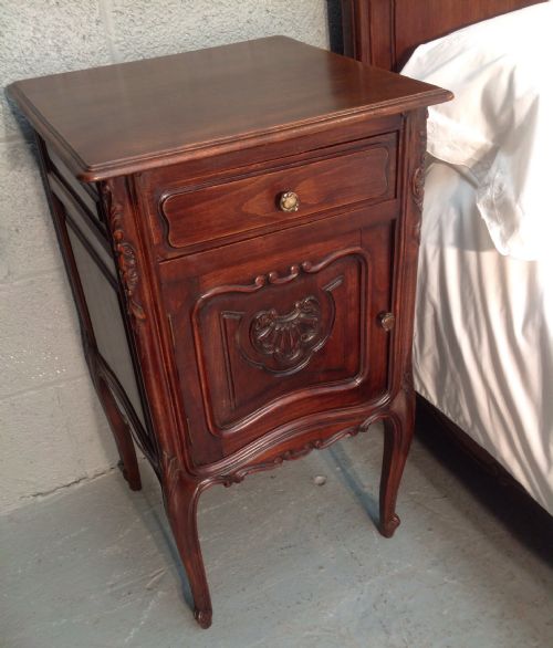 SUBERB WALNUT FRENCH BEDROOM SUITE - ADDITIONAL PHOTO 6