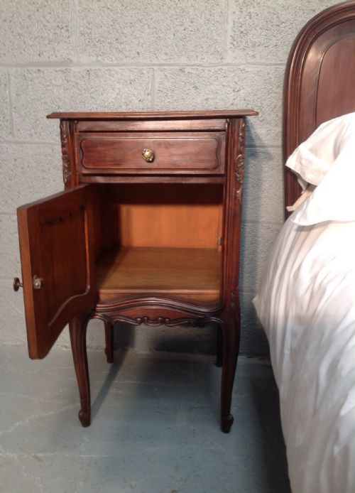 SUBERB WALNUT FRENCH BEDROOM SUITE - ADDITIONAL PHOTO 12
