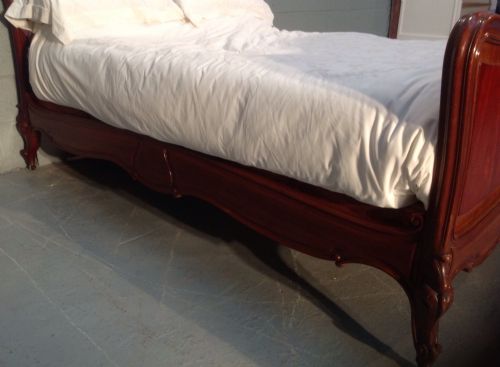 ANTIQUE FRENCH MAHOGANY BED - ADDITIONAL PHOTO 10