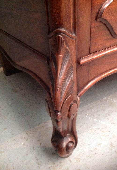 FRENCH MAHOGANY TWO DOOR ARMOIRE - ADDITIONAL PHOTO 7