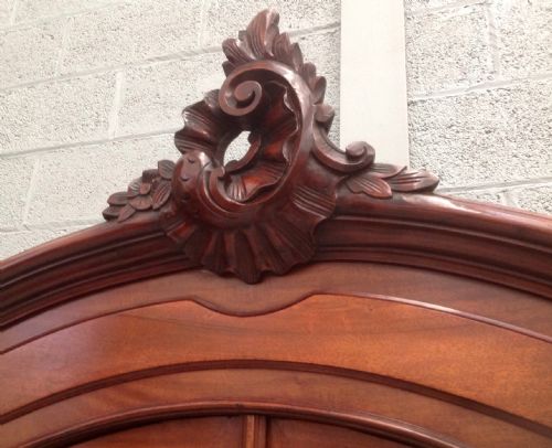 FRENCH MAHOGANY TWO DOOR ARMOIRE - ADDITIONAL PHOTO 8