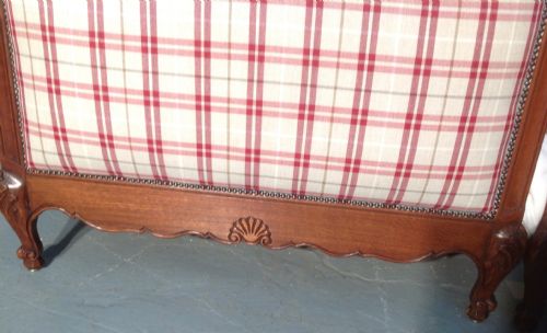 ANTIQUE PAIR OF FRENCH OAK SINGLE BEDS - ADDITIONAL PHOTO 2