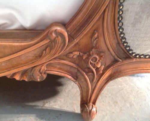 ANTIQUE FRENCH WALNUT BED - ADDITIONAL PHOTO 6
