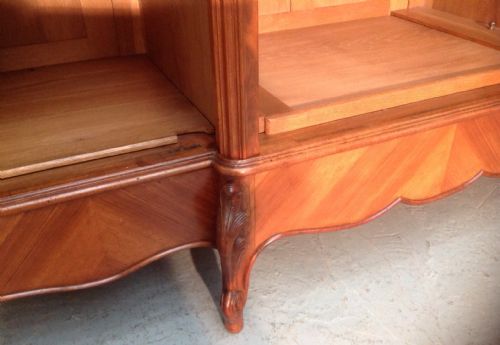 LARGE WALNUT FRENCH BREAKFRONT ARMOIRE - ADDITIONAL PHOTO 6