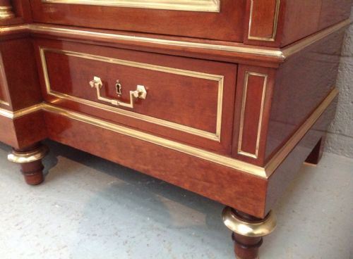 OUTSTANDING QUALITY BREAKFRONT FRENCH ARMOIRE - ADDITIONAL PHOTO 4