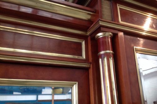 OUTSTANDING QUALITY BREAKFRONT FRENCH ARMOIRE - ADDITIONAL PHOTO 12