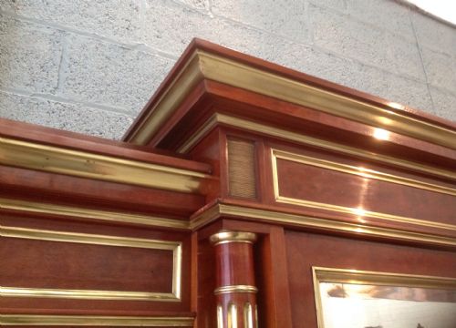 OUTSTANDING QUALITY BREAKFRONT FRENCH ARMOIRE - ADDITIONAL PHOTO 13