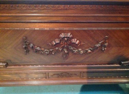 CARVED FRENCH MAHOGANY FRENCH KINGSIZE BED - ADDITIONAL PHOTO 1