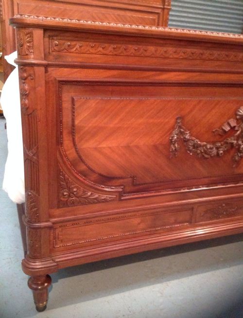 CARVED FRENCH MAHOGANY FRENCH KINGSIZE BED - ADDITIONAL PHOTO 2