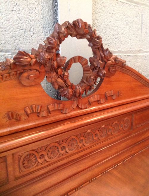 CARVED FRENCH MAHOGANY FRENCH KINGSIZE BED - ADDITIONAL PHOTO 8