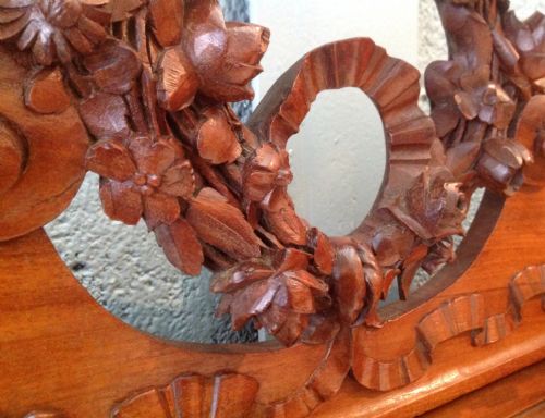 CARVED FRENCH MAHOGANY FRENCH KINGSIZE BED - ADDITIONAL PHOTO 13