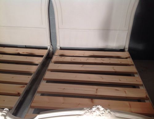 PAIR OF FRENCH PAINTED 4FT BEDS - ADDITIONAL PHOTO 5