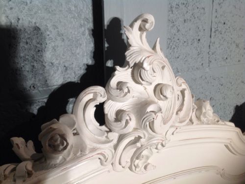 PAIR OF FRENCH PAINTED 4FT BEDS - ADDITIONAL PHOTO 10