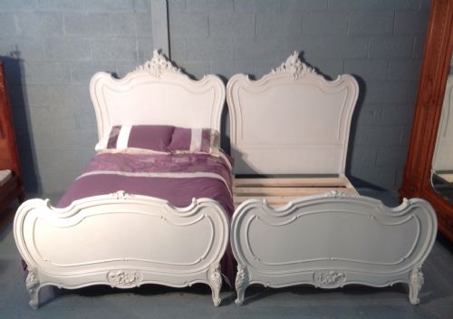 PAIR OF FRENCH PAINTED 4FT BEDS - ADDITIONAL PHOTO 11