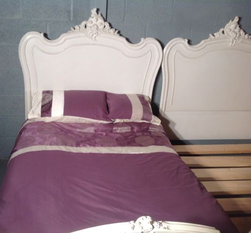 PAIR OF FRENCH PAINTED 4FT BEDS - ADDITIONAL PHOTO 12