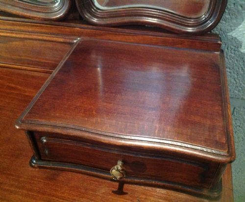 ANTIQUE FRENCH WALNUT DRESSING TABLE - ADDITIONAL PHOTO 7