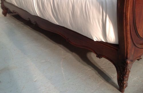 ANTIQUE WALNUT KINGSIZE BED - ADDITIONAL PHOTO 10
