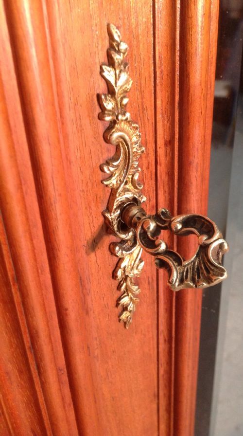 CARVED WALNUT FRENCH ARMOIRE - ADDITIONAL PHOTO 8