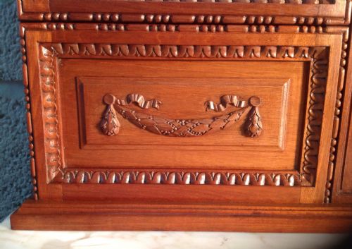 FRENCH MAHOGANY DRESSING TABLE - ADDITIONAL PHOTO 4