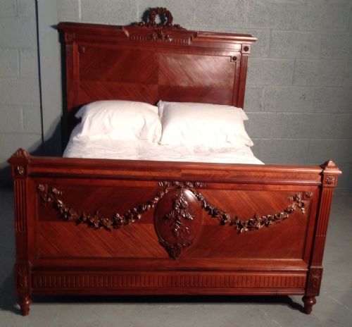carved french mahogany bed and bedside cabinet - CATEGORY: ANTIQUE BEDS - DATED 1890