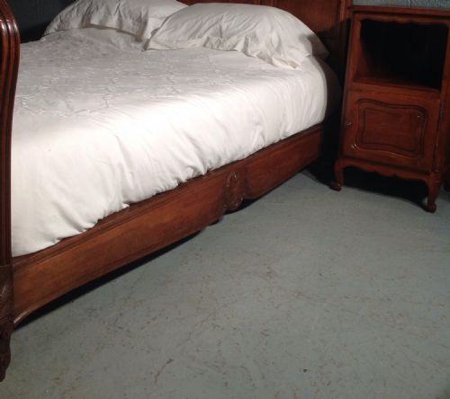 ANTIQUE FRENCH OAK KINGSIZE BED - ADDITIONAL PHOTO 9