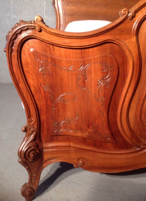 SOLID WALNUT KINGSIZE FRENCH BED - ADDITIONAL PHOTO 4