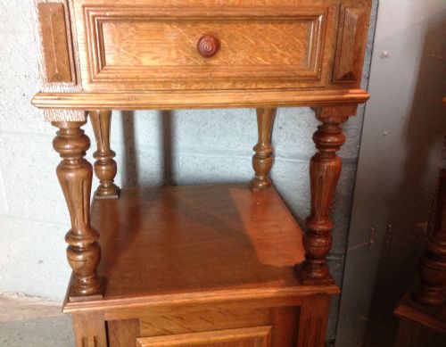 PAIR OF FRENCH OAK BEDSIDE CABINETS - ADDITIONAL PHOTO 5