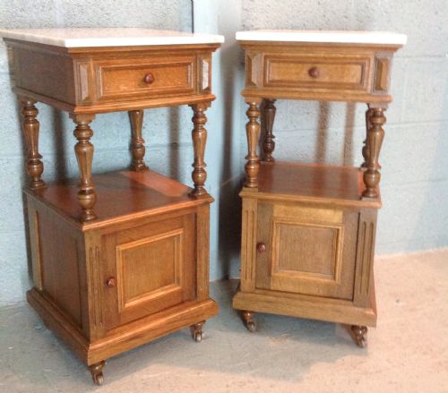 PAIR OF FRENCH OAK BEDSIDE CABINETS - ADDITIONAL PHOTO 9