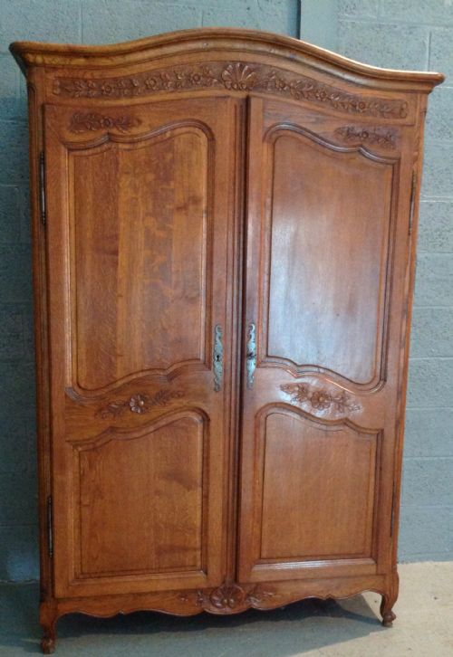antique french carved oak armoire - CATEGORY: ANTIQUE WARDROBES - DATED 1890
