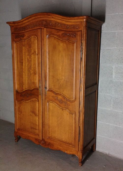 ANTIQUE FRENCH CARVED OAK ARMOIRE - ADDITIONAL PHOTO 10