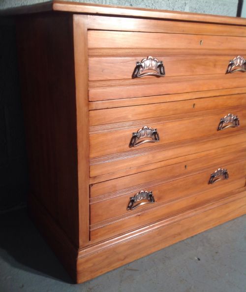 SATINWOOD CHEST OF DRAWERS - ADDITIONAL PHOTO 3