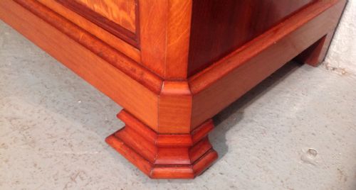 FRENCH MAHOGANY CHEST OF DRAWERS WITH MARBLE TOP - ADDITIONAL PHOTO 6
