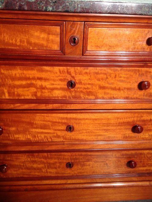 FRENCH MAHOGANY CHEST OF DRAWERS WITH MARBLE TOP - ADDITIONAL PHOTO 7