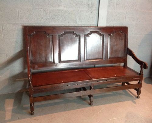 OAK PANELLED SETTLE - ADDITIONAL PHOTO 1
