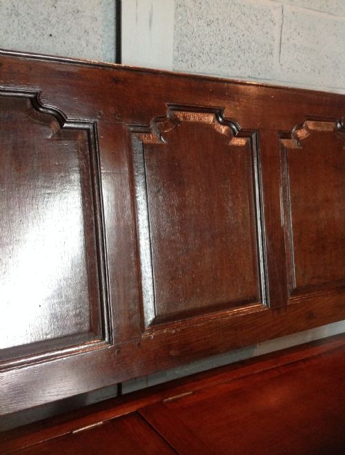 OAK PANELLED SETTLE - ADDITIONAL PHOTO 8
